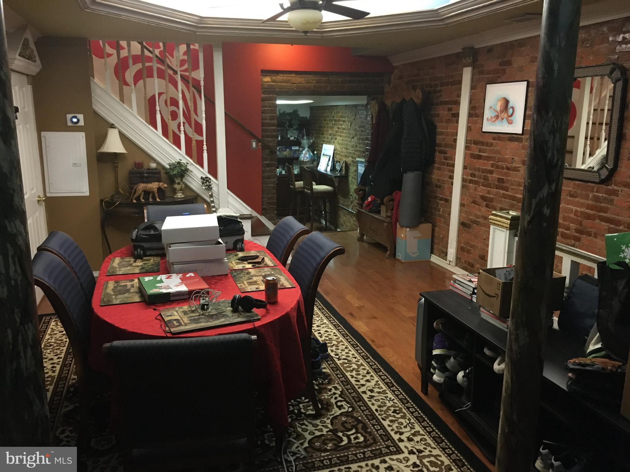 433 W GIRARD AVENUE 2