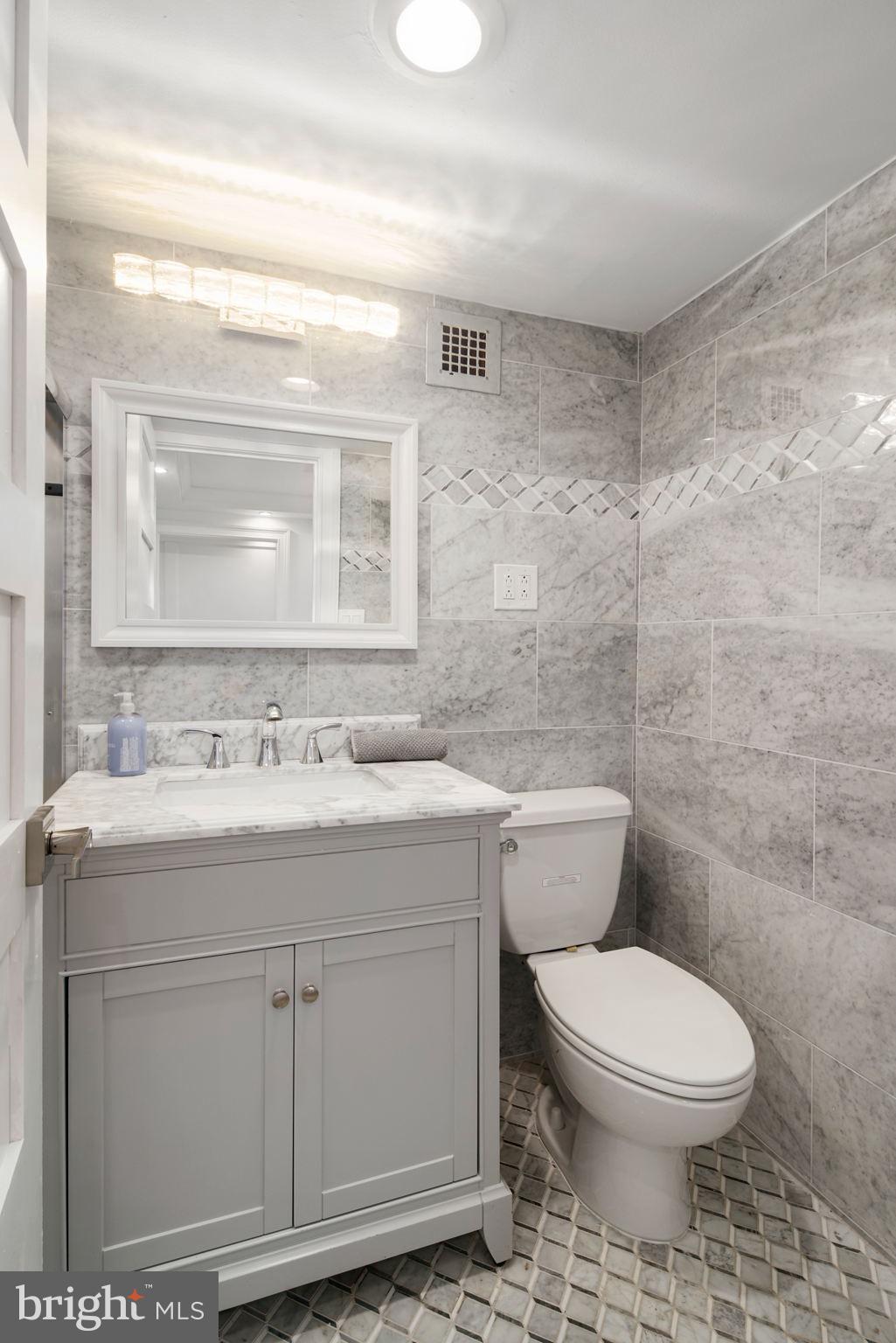 RITTENHOUSE SQUARE - Residential Lease