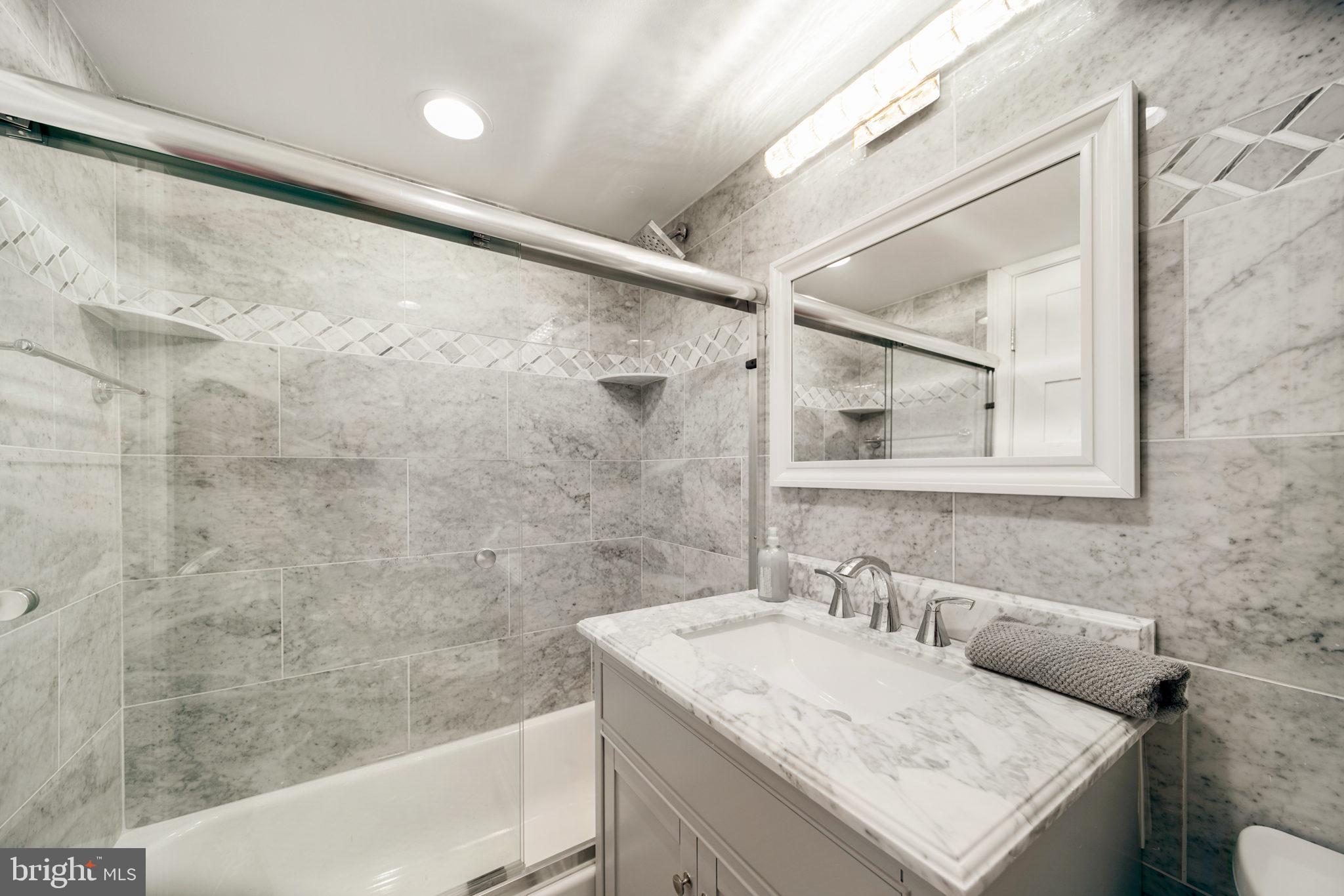 RITTENHOUSE SQUARE - Residential Lease