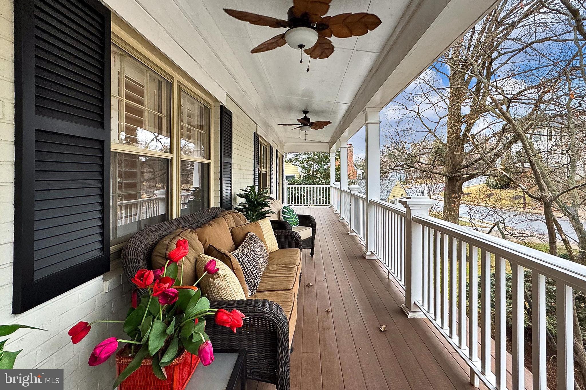 RIVERCREST - Residential