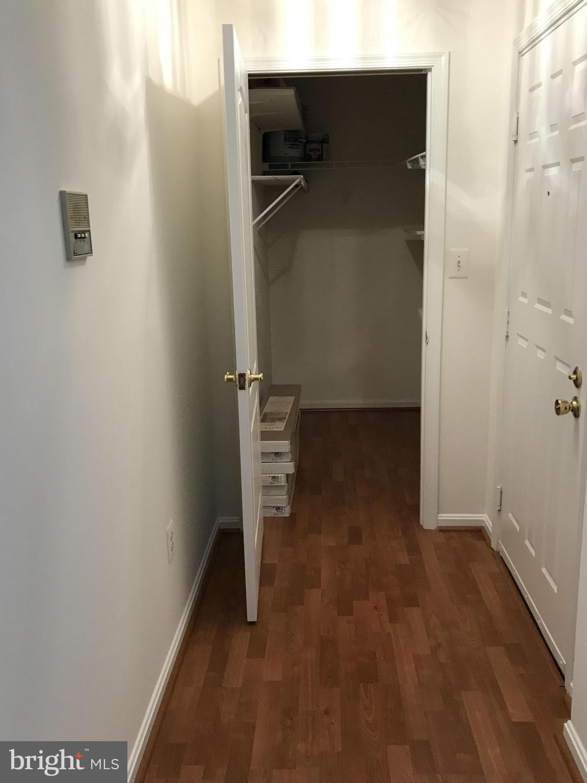 MONTGOMERY RUN - Residential Lease