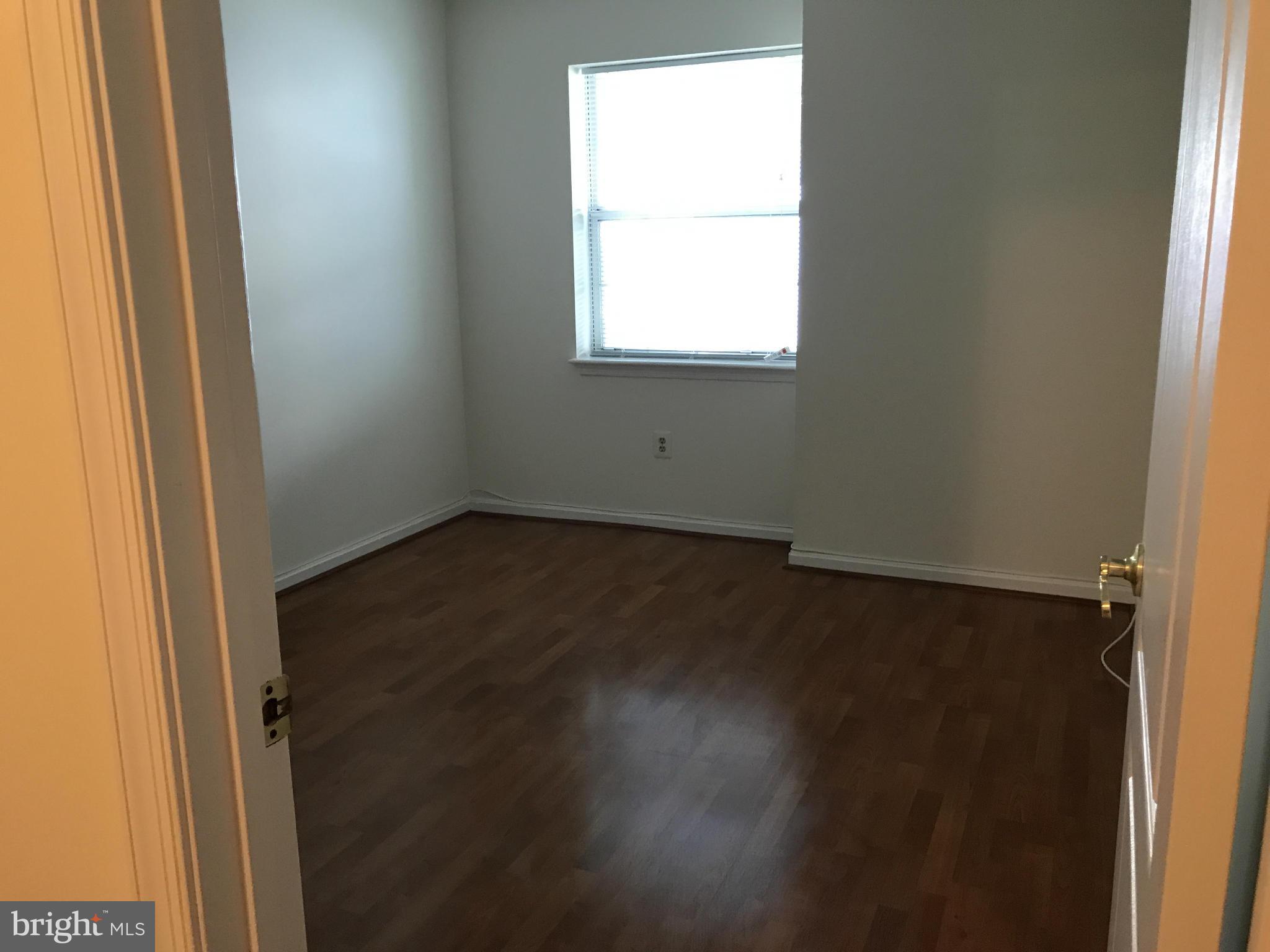 MONTGOMERY RUN - Residential Lease