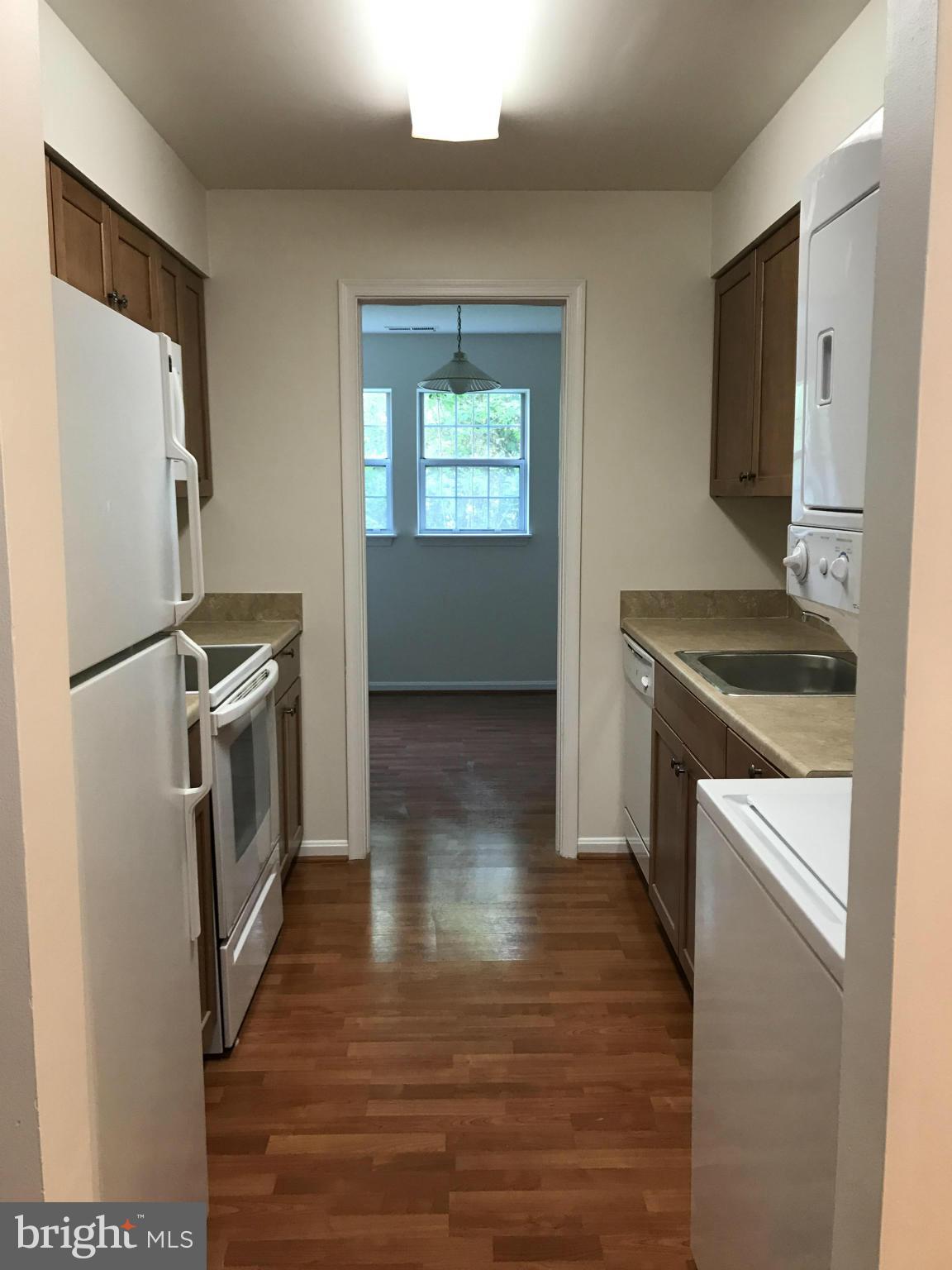 MONTGOMERY RUN - Residential Lease