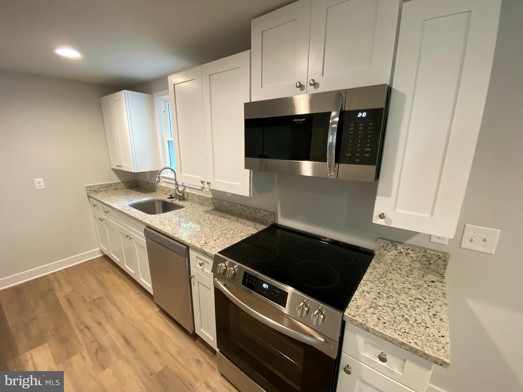 SHADE TREE - Residential