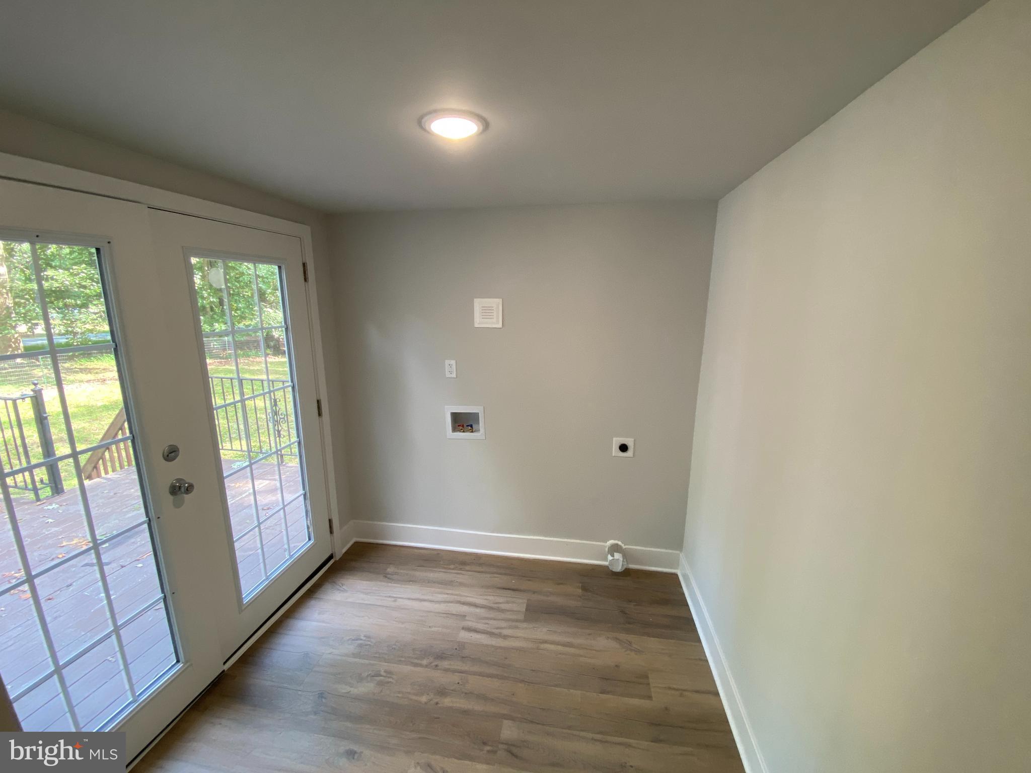 SHADE TREE - Residential