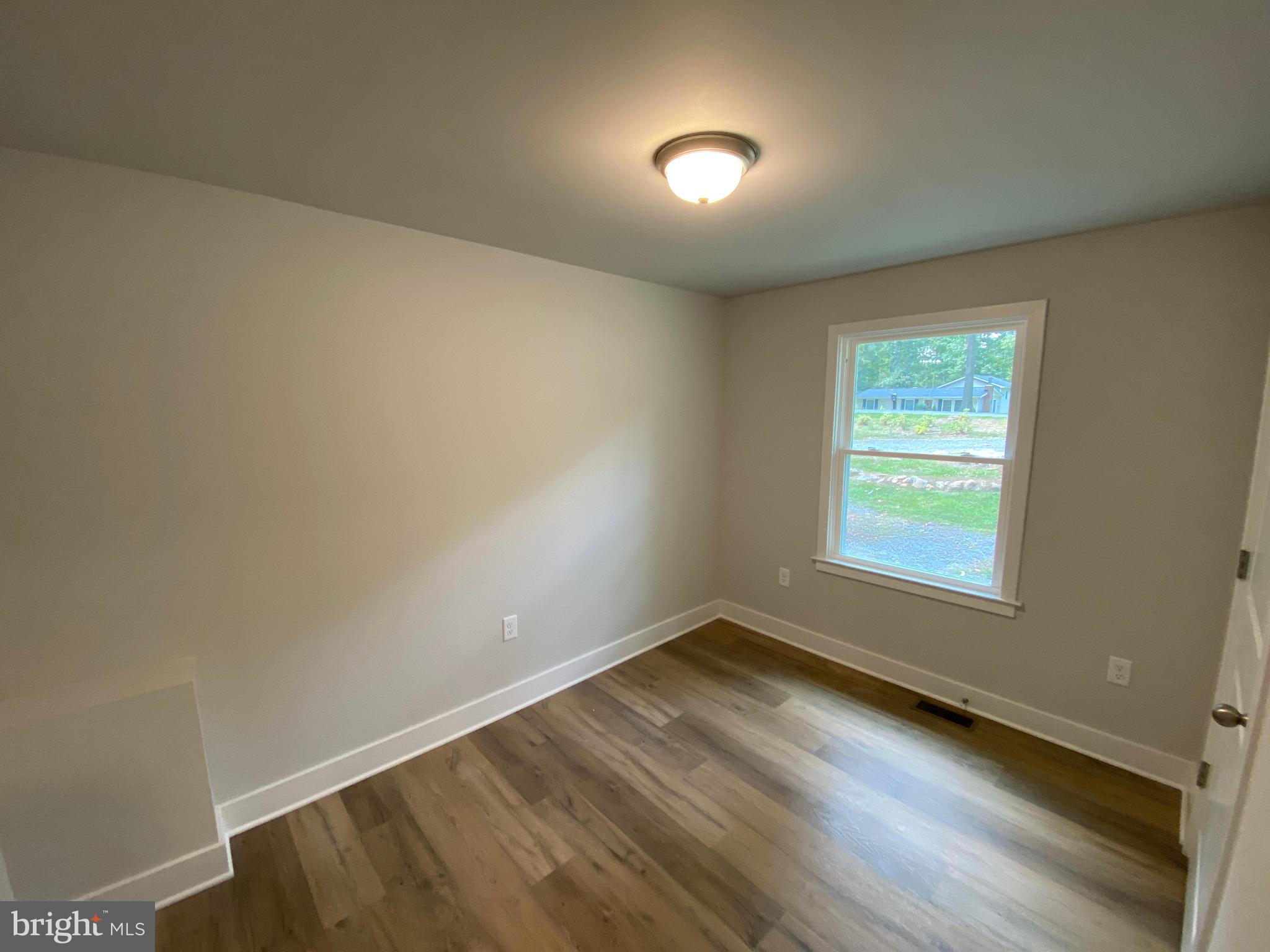 SHADE TREE - Residential