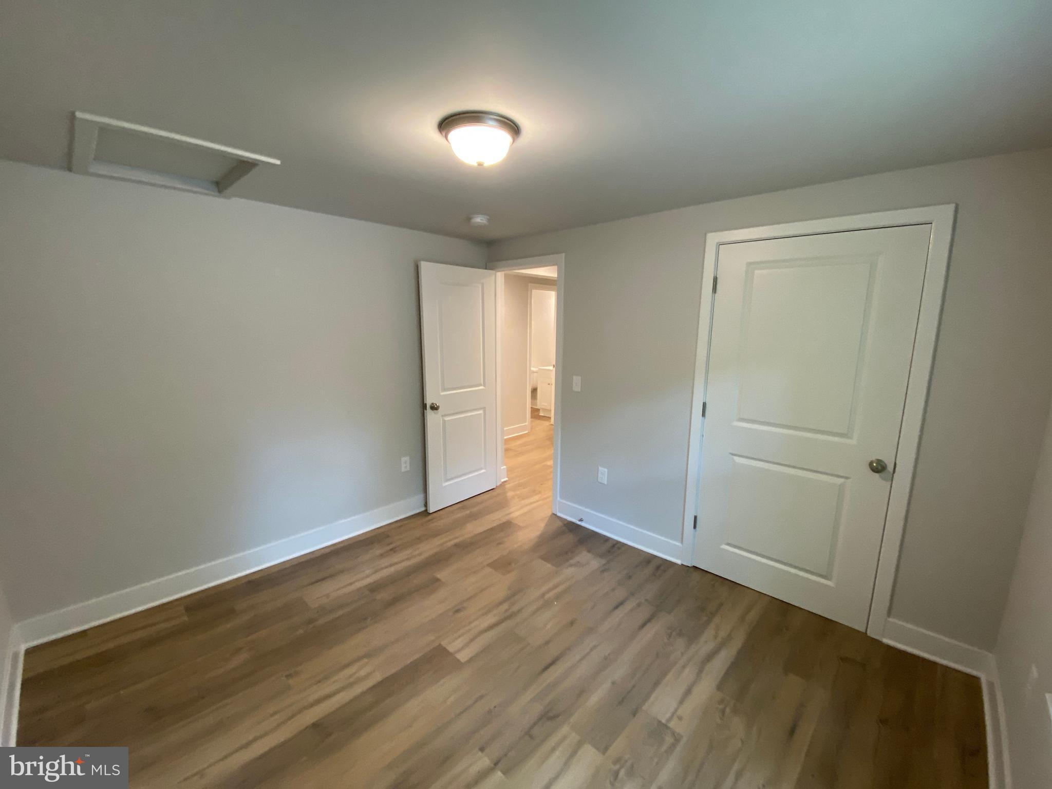 SHADE TREE - Residential