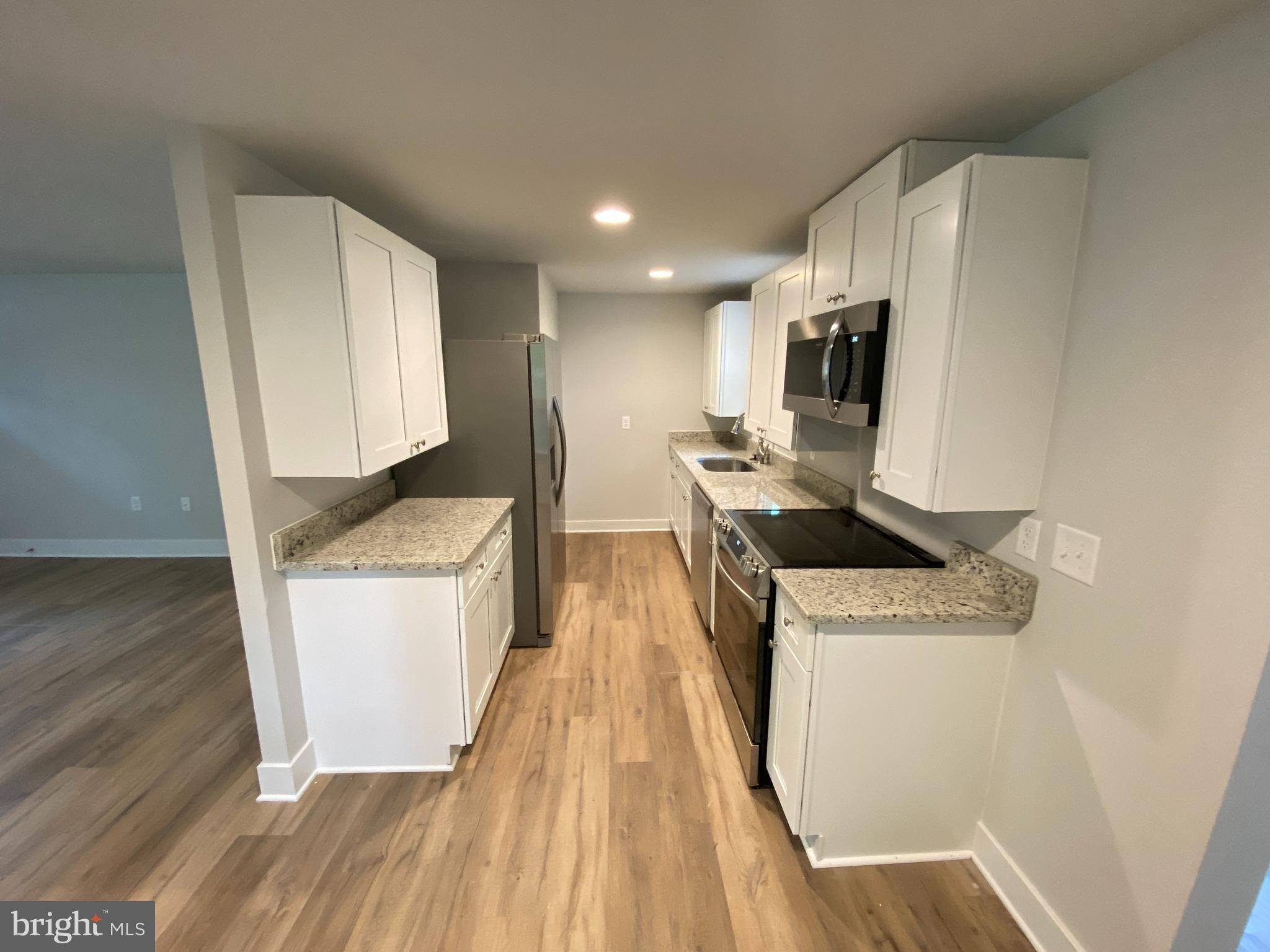 SHADE TREE - Residential