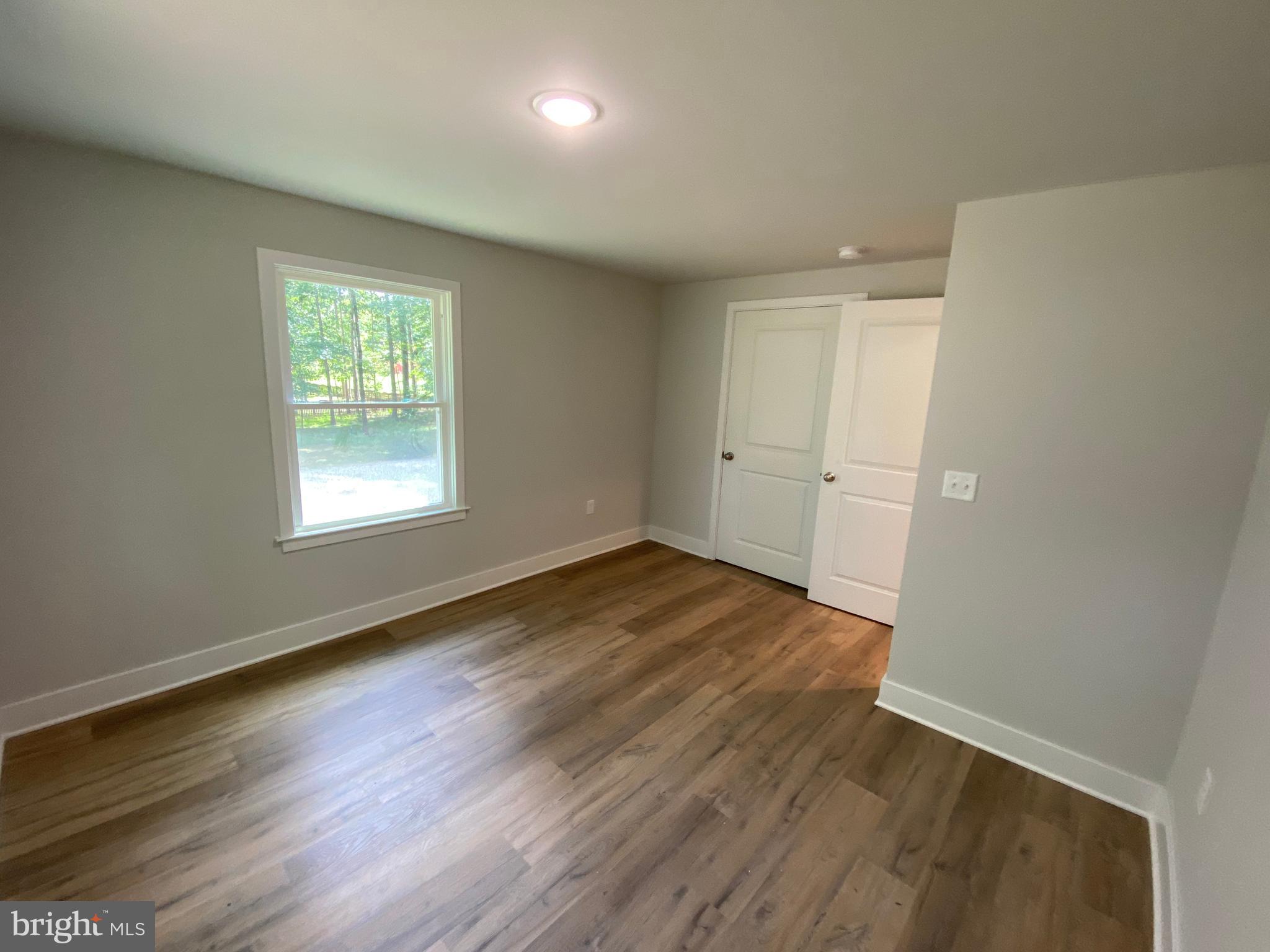 SHADE TREE - Residential