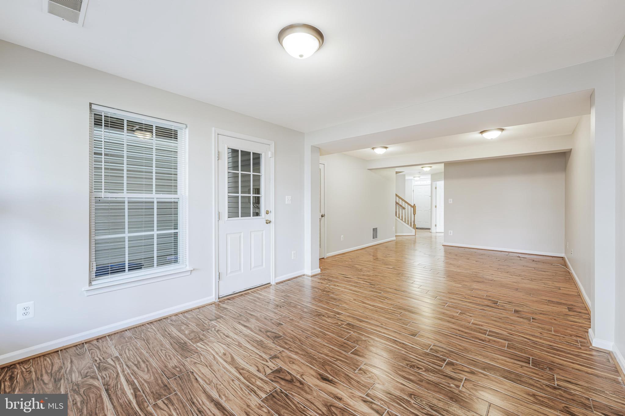 WELLESLEY - Residential