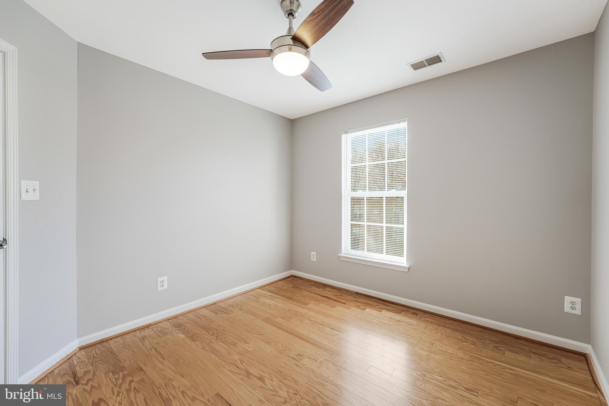 WELLESLEY - Residential