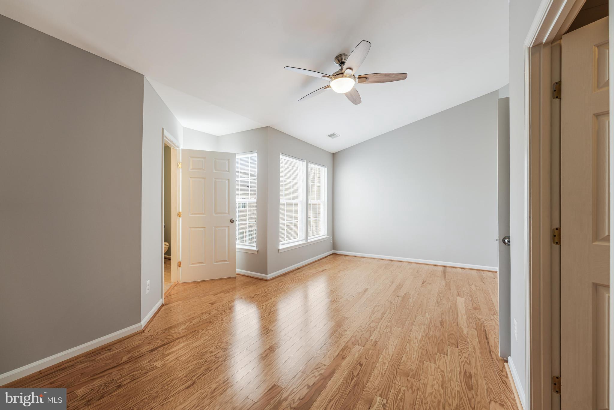 WELLESLEY - Residential