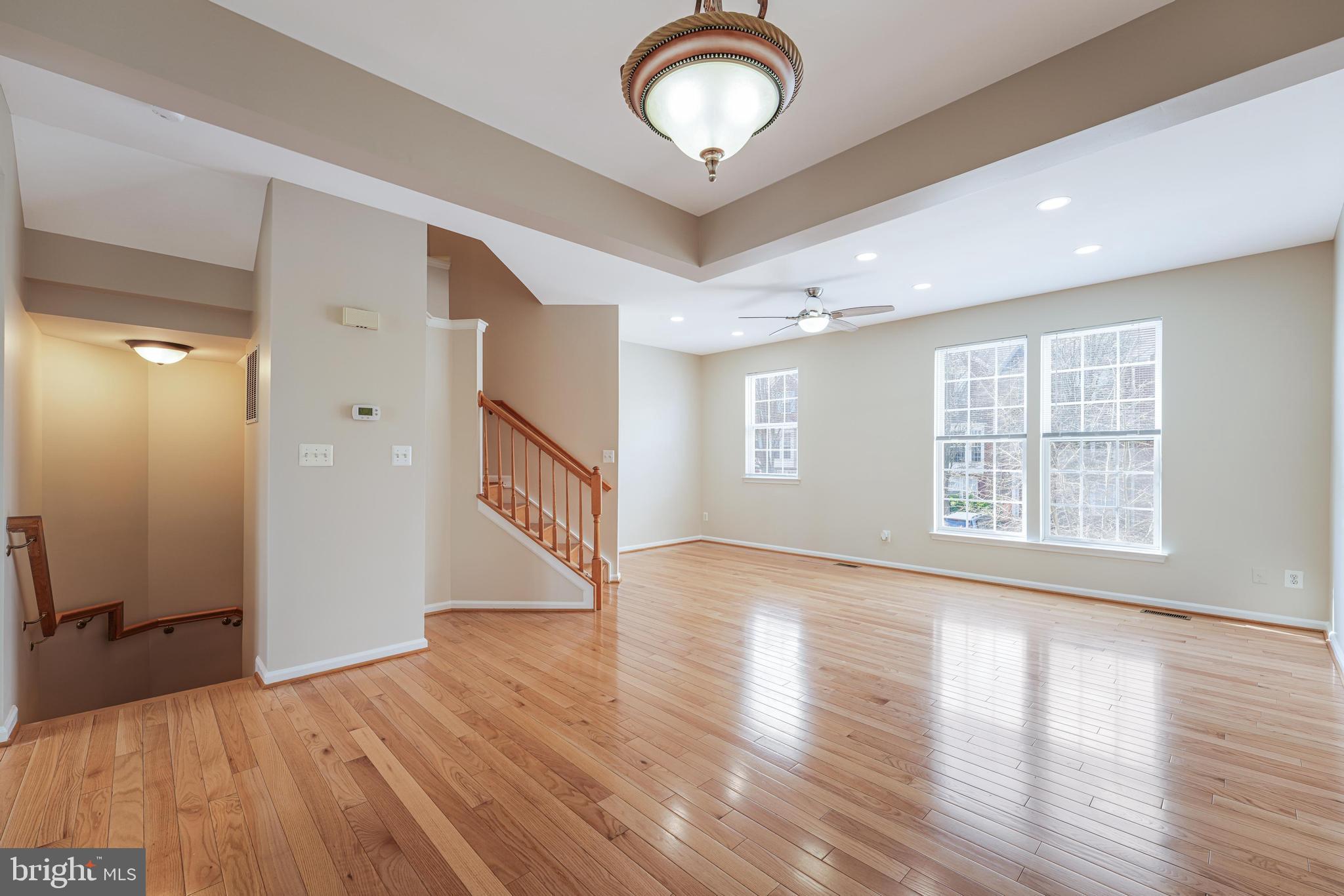 WELLESLEY - Residential