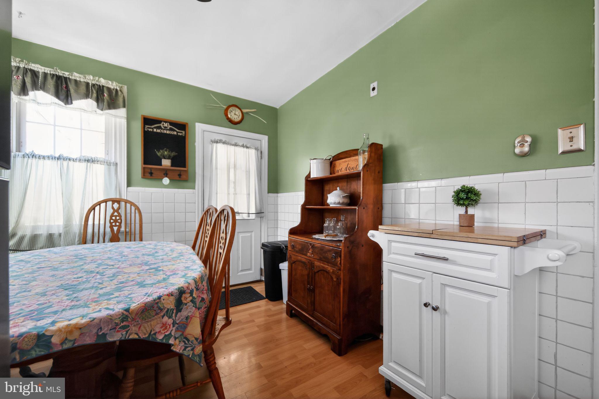 SANDYFORD PARK - Residential