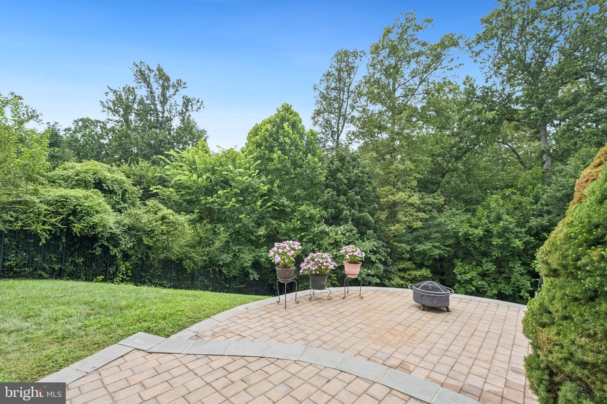 OCCOQUAN OVERLOOK - Residential