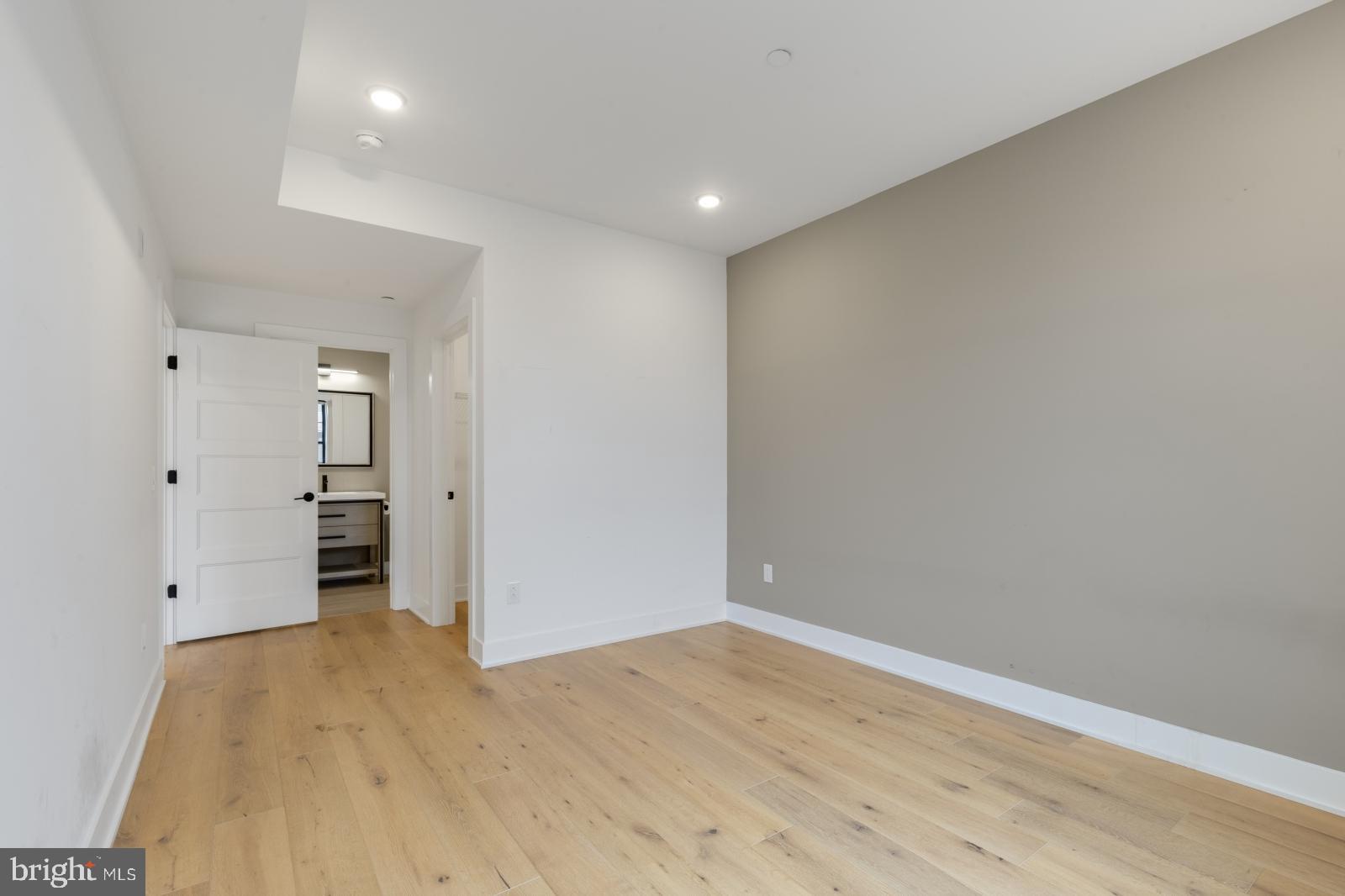 FISHTOWN - Residential Lease