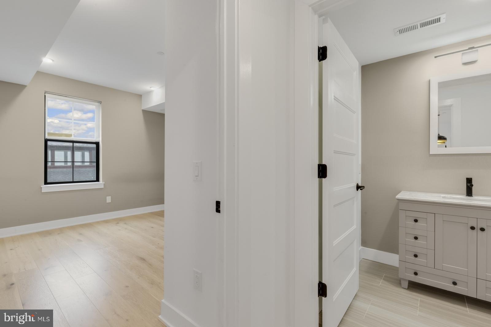 FISHTOWN - Residential Lease