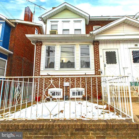 Townhouse For Sale - 27 Laurel Avenue<br/> TRENTON, NJ 08618