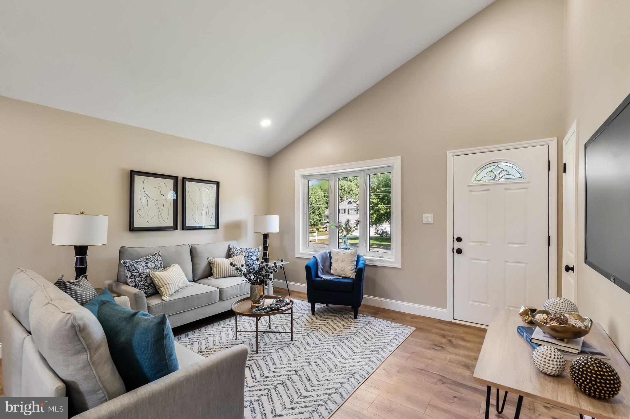 18 MANITOBA TRAIL