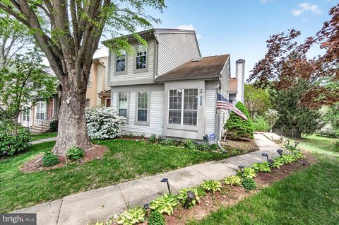 Townhouse For Sale - 1520 Ingram Terrace<br/> SILVER SPRING, MD 20906