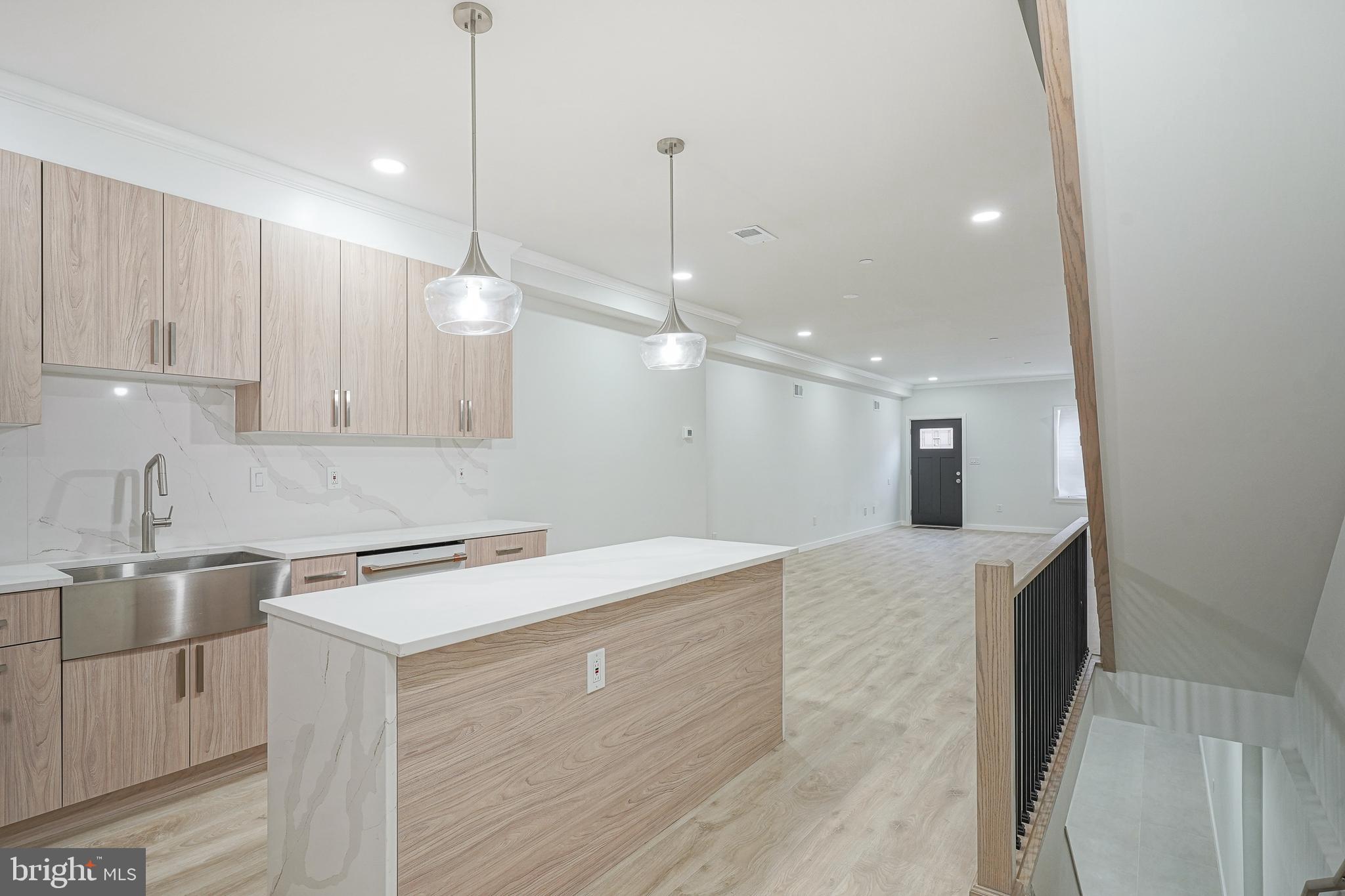 PASSYUNK SQUARE - Residential