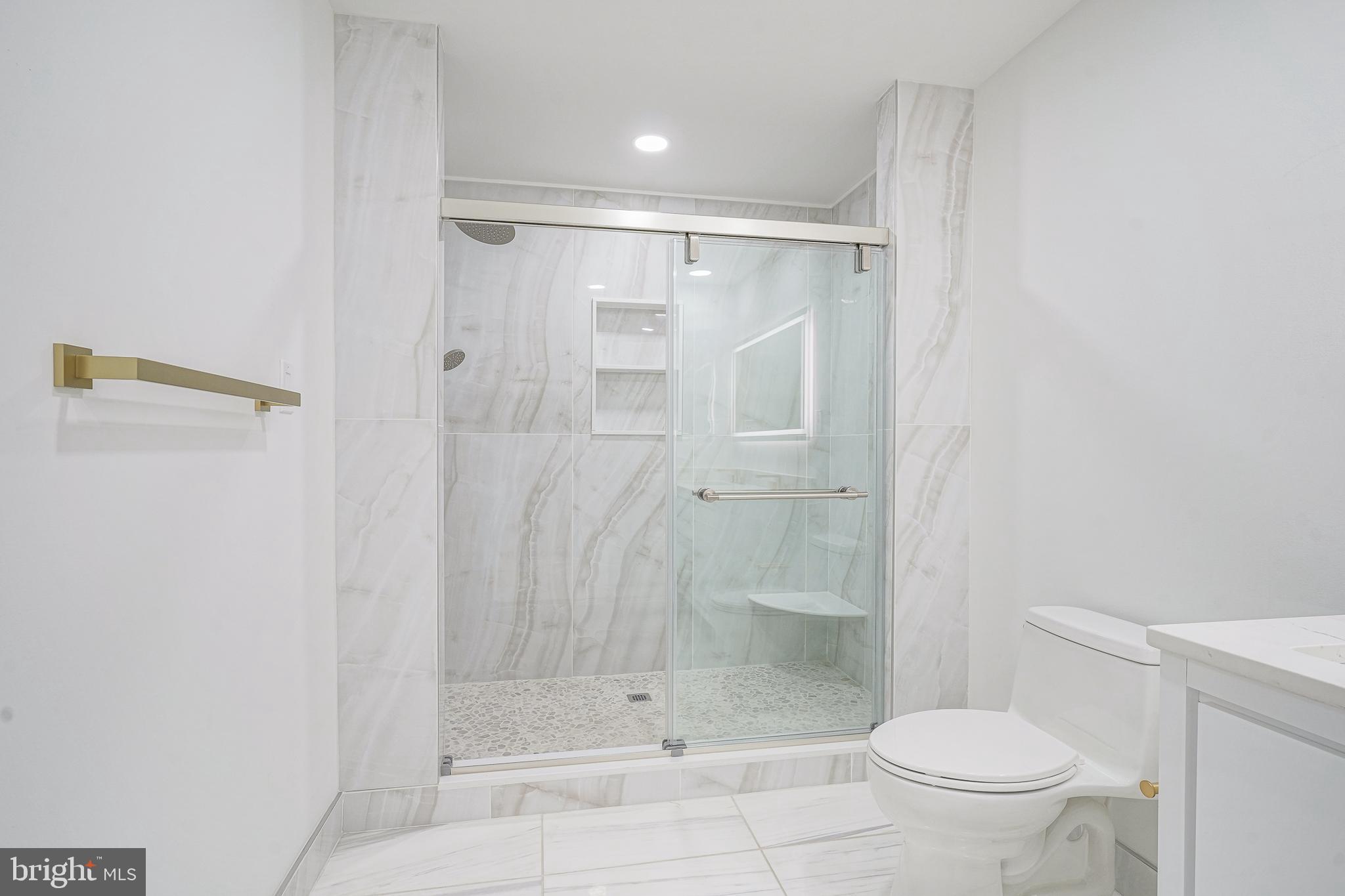 PASSYUNK SQUARE - Residential