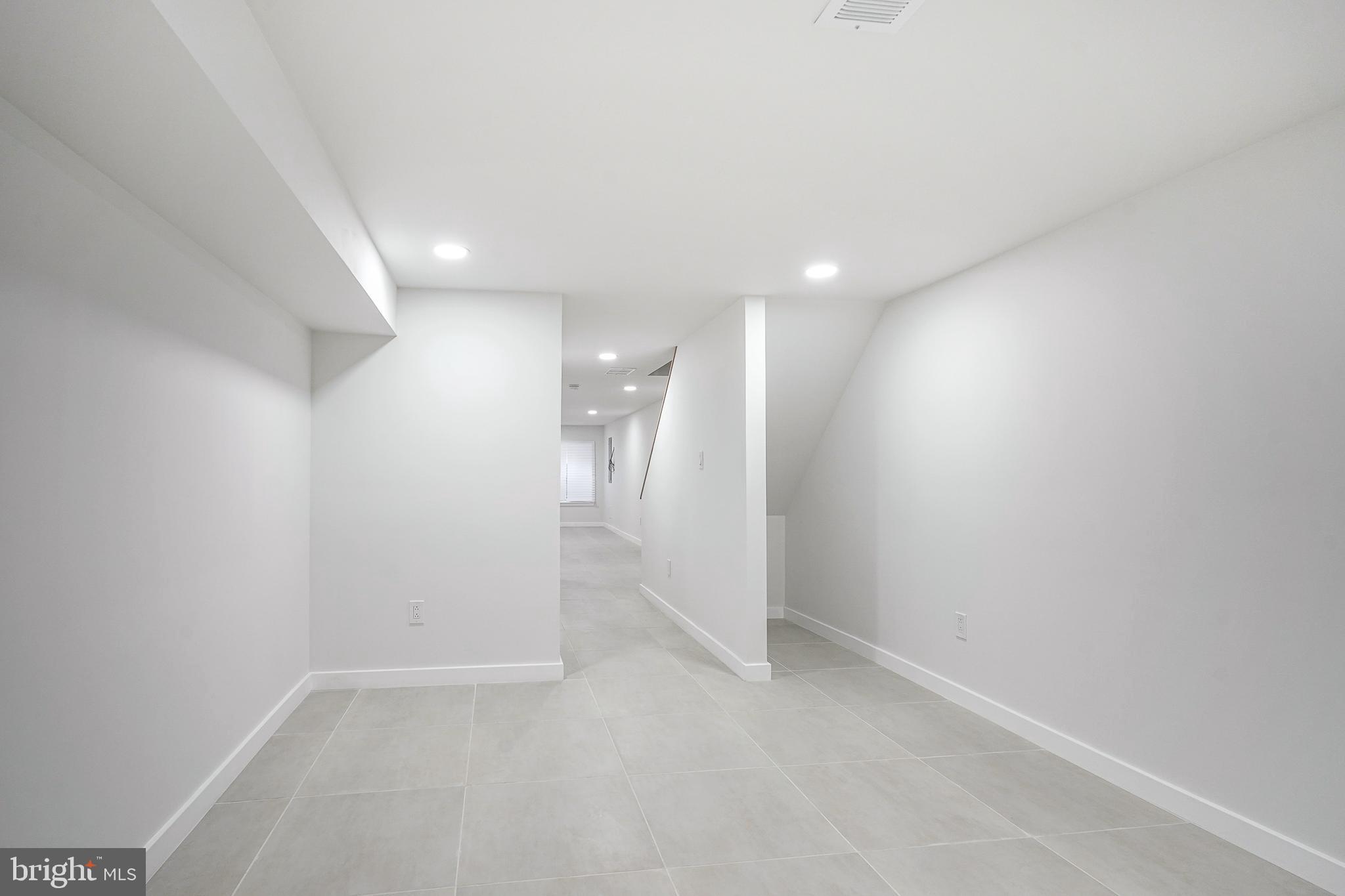 PASSYUNK SQUARE - Residential