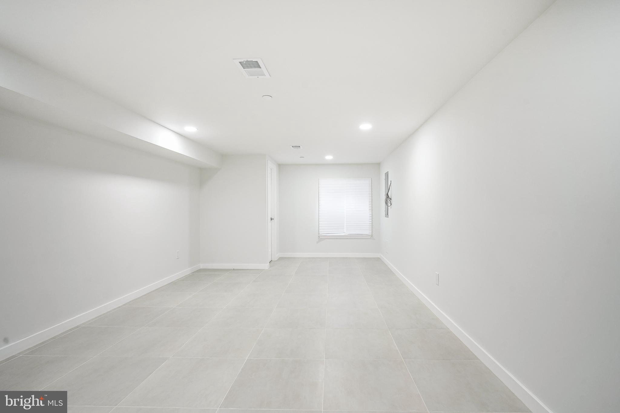 PASSYUNK SQUARE - Residential