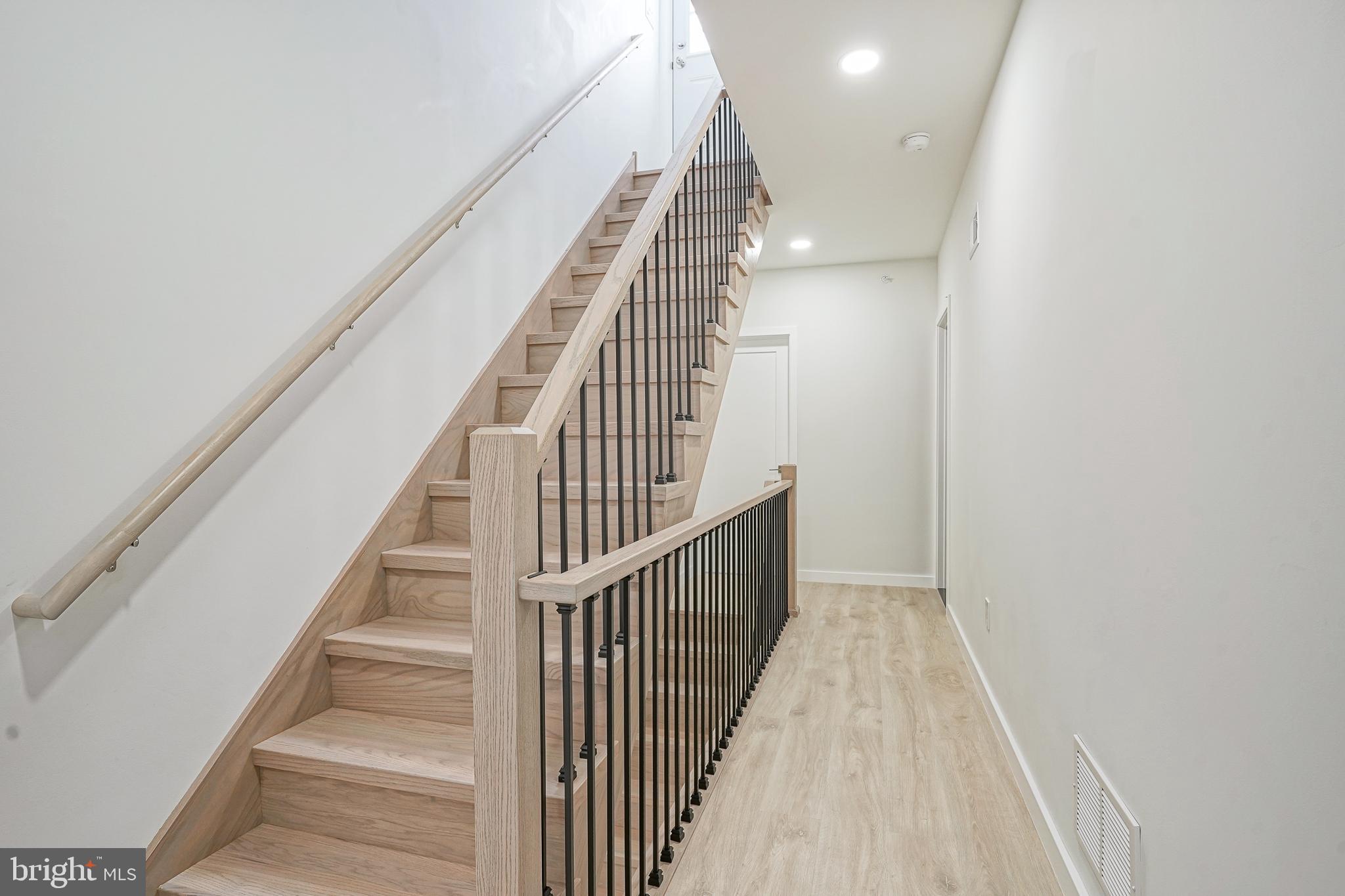 PASSYUNK SQUARE - Residential