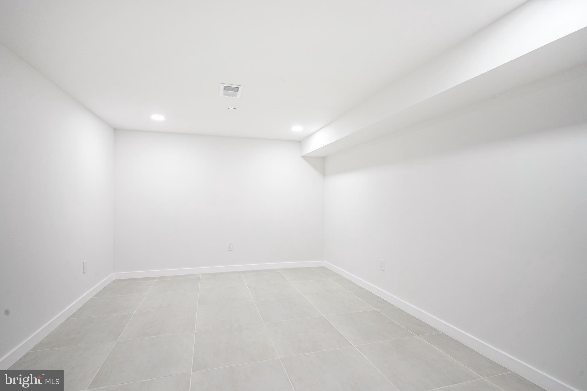 PASSYUNK SQUARE - Residential