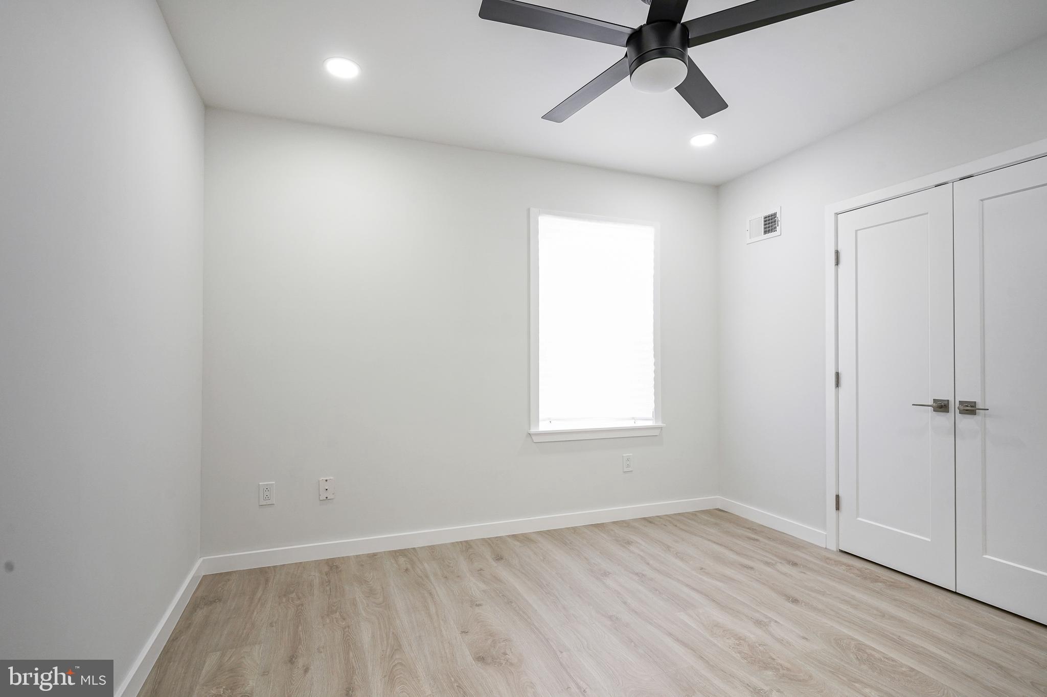 PASSYUNK SQUARE - Residential