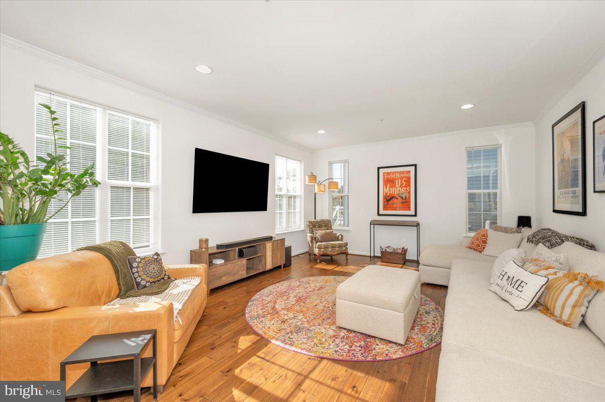 ELDERSBURG - Residential