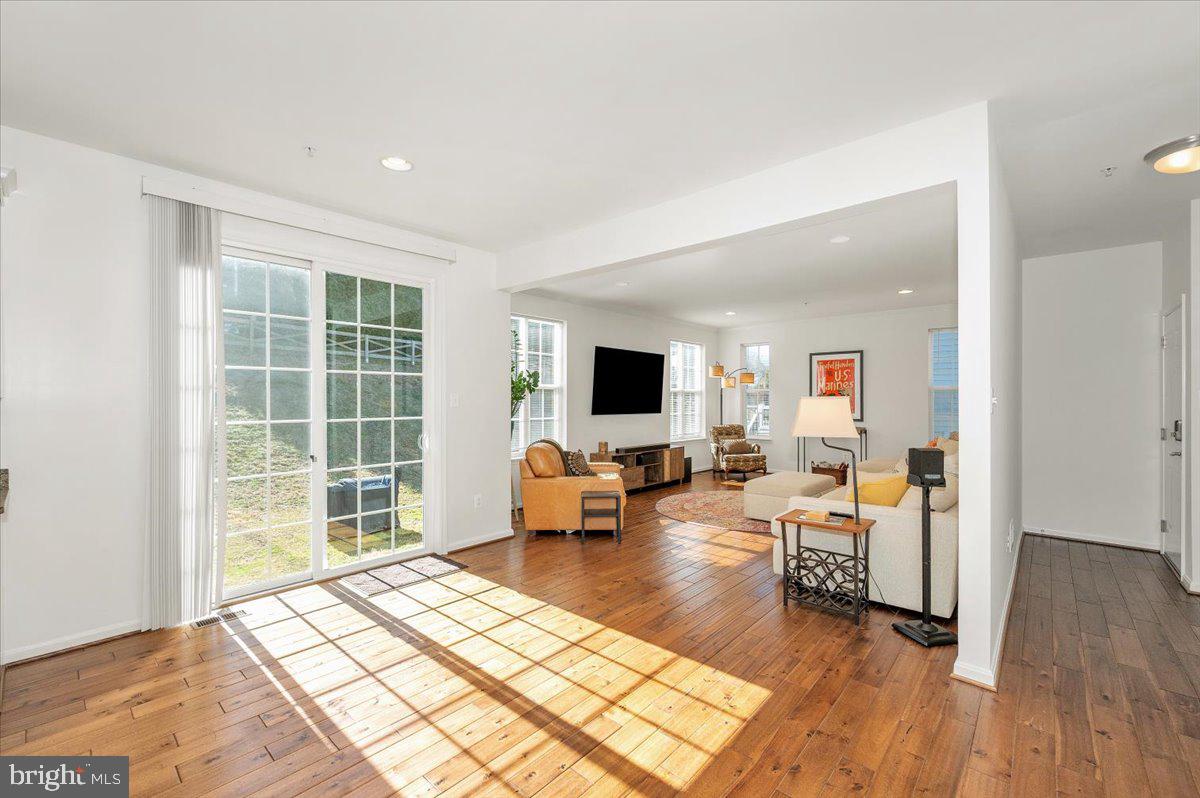 ELDERSBURG - Residential