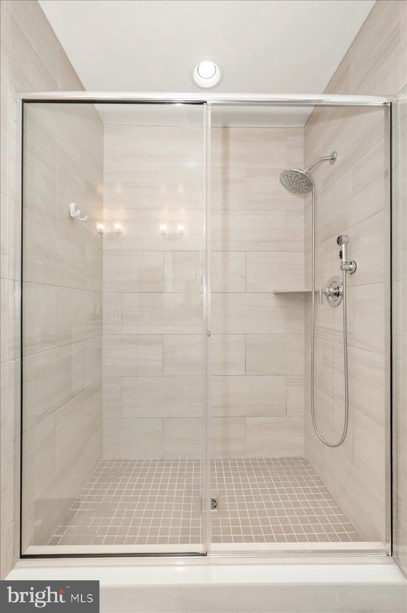 ELDERSBURG - Residential