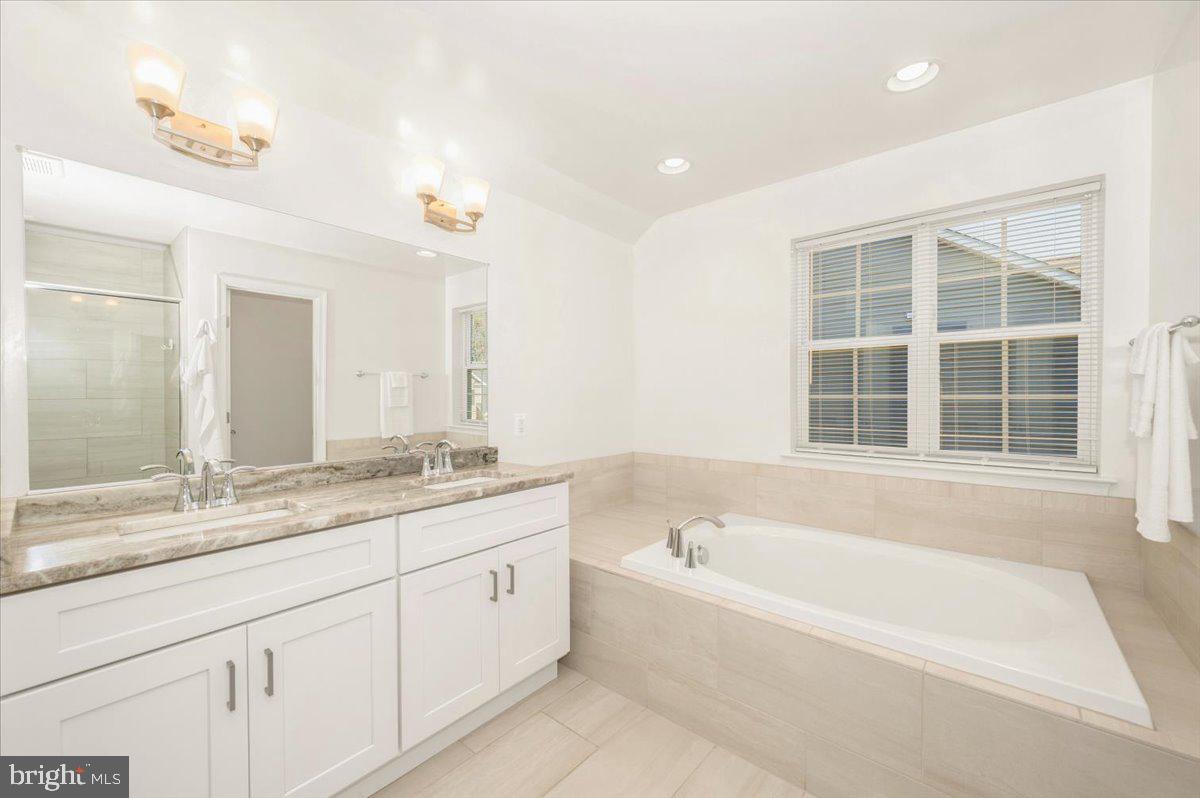 ELDERSBURG - Residential