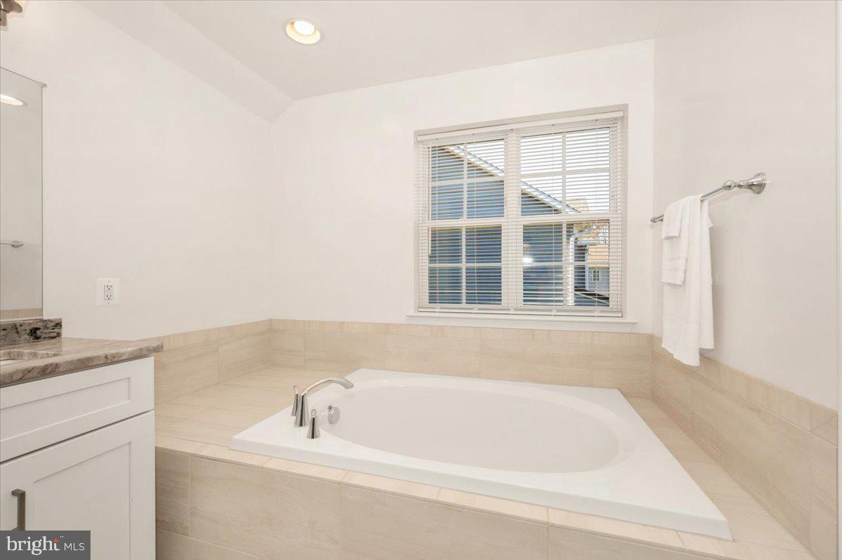 ELDERSBURG - Residential