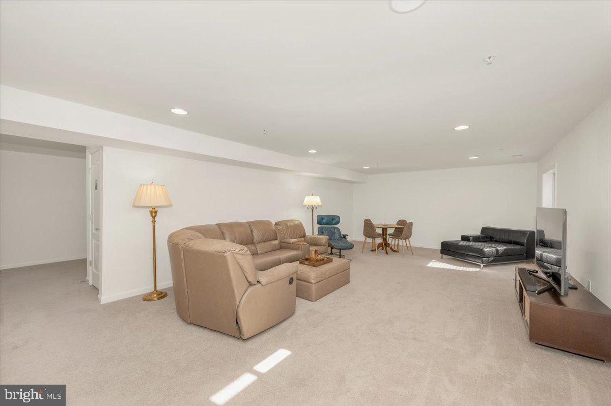 ELDERSBURG - Residential