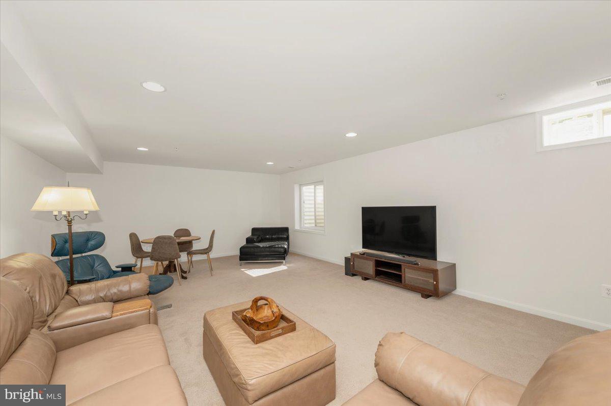 ELDERSBURG - Residential