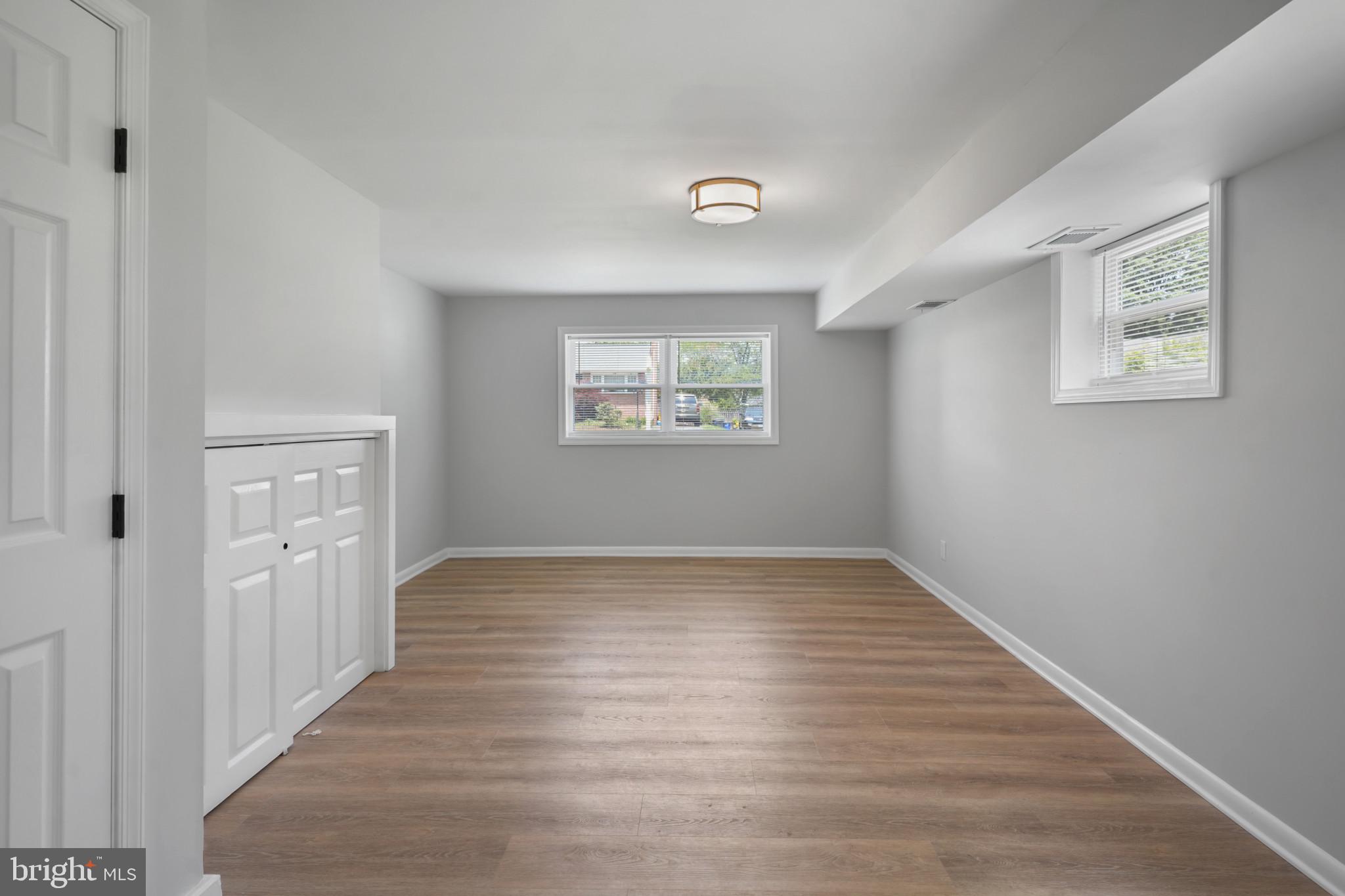 GREENACRES - Residential Lease