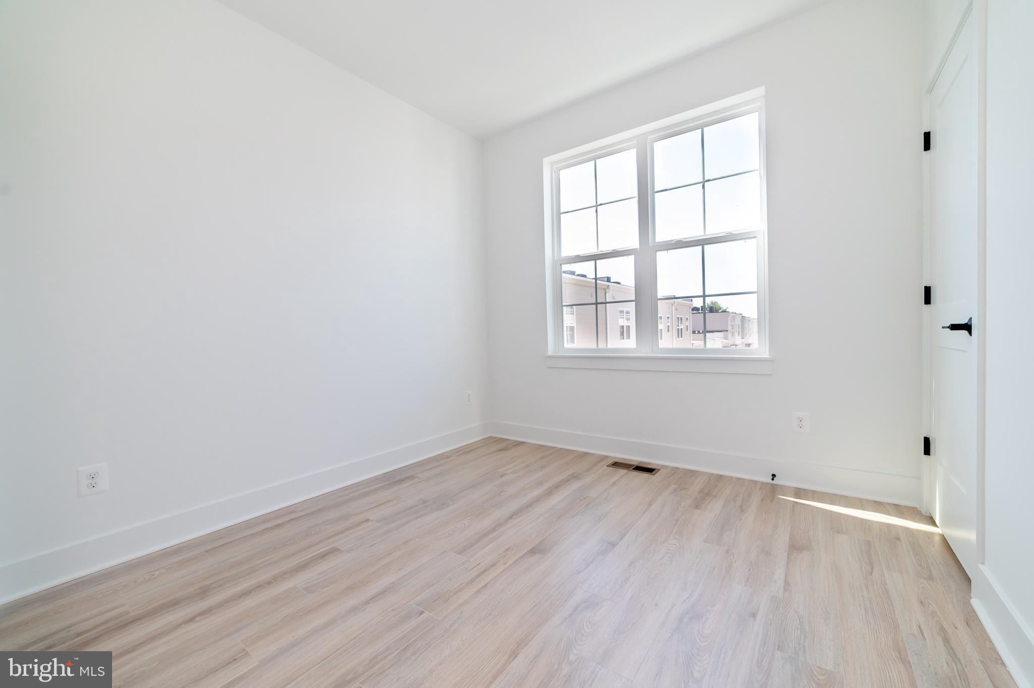 GRAHAM PARK - Residential Lease