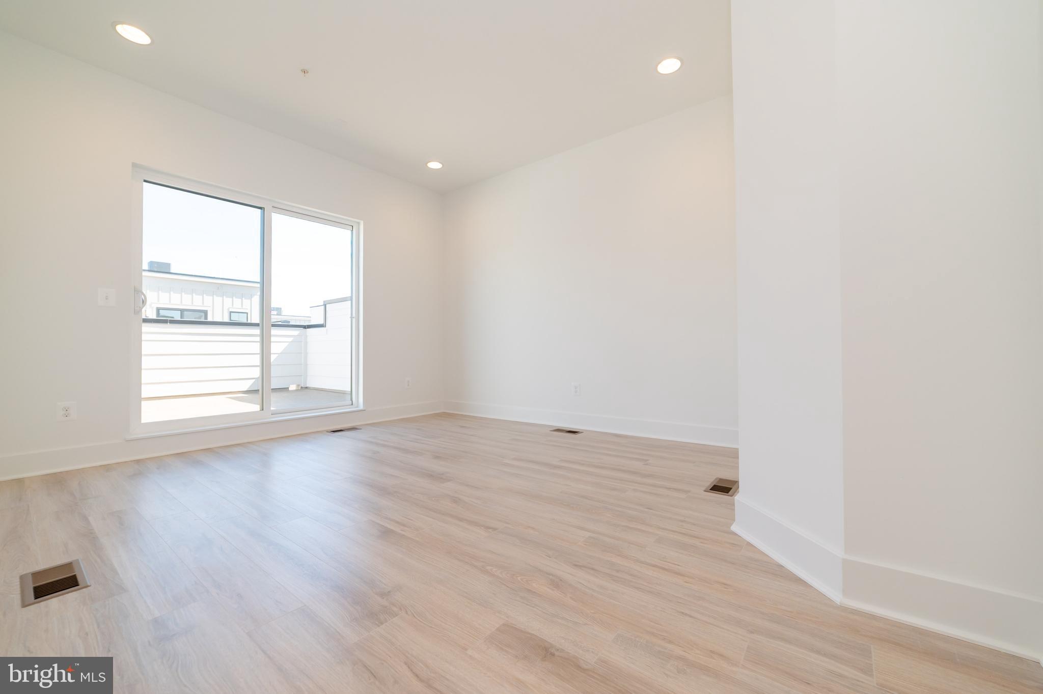 GRAHAM PARK - Residential Lease