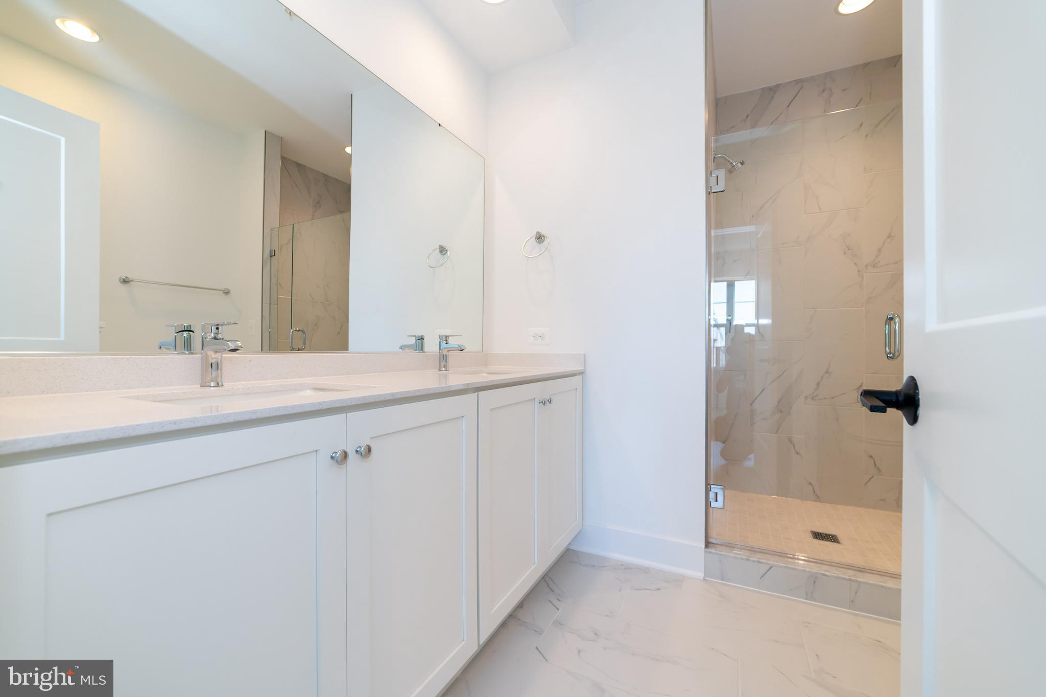 GRAHAM PARK - Residential Lease