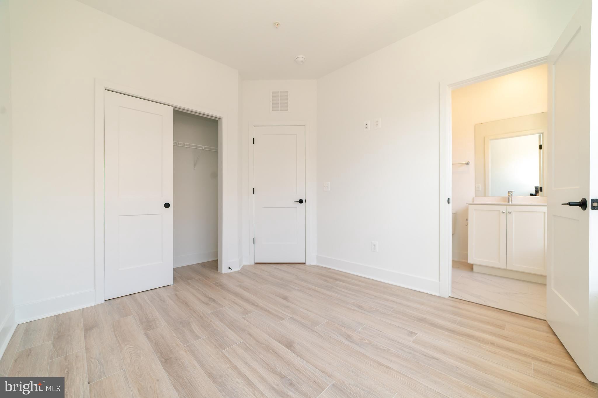 GRAHAM PARK - Residential Lease