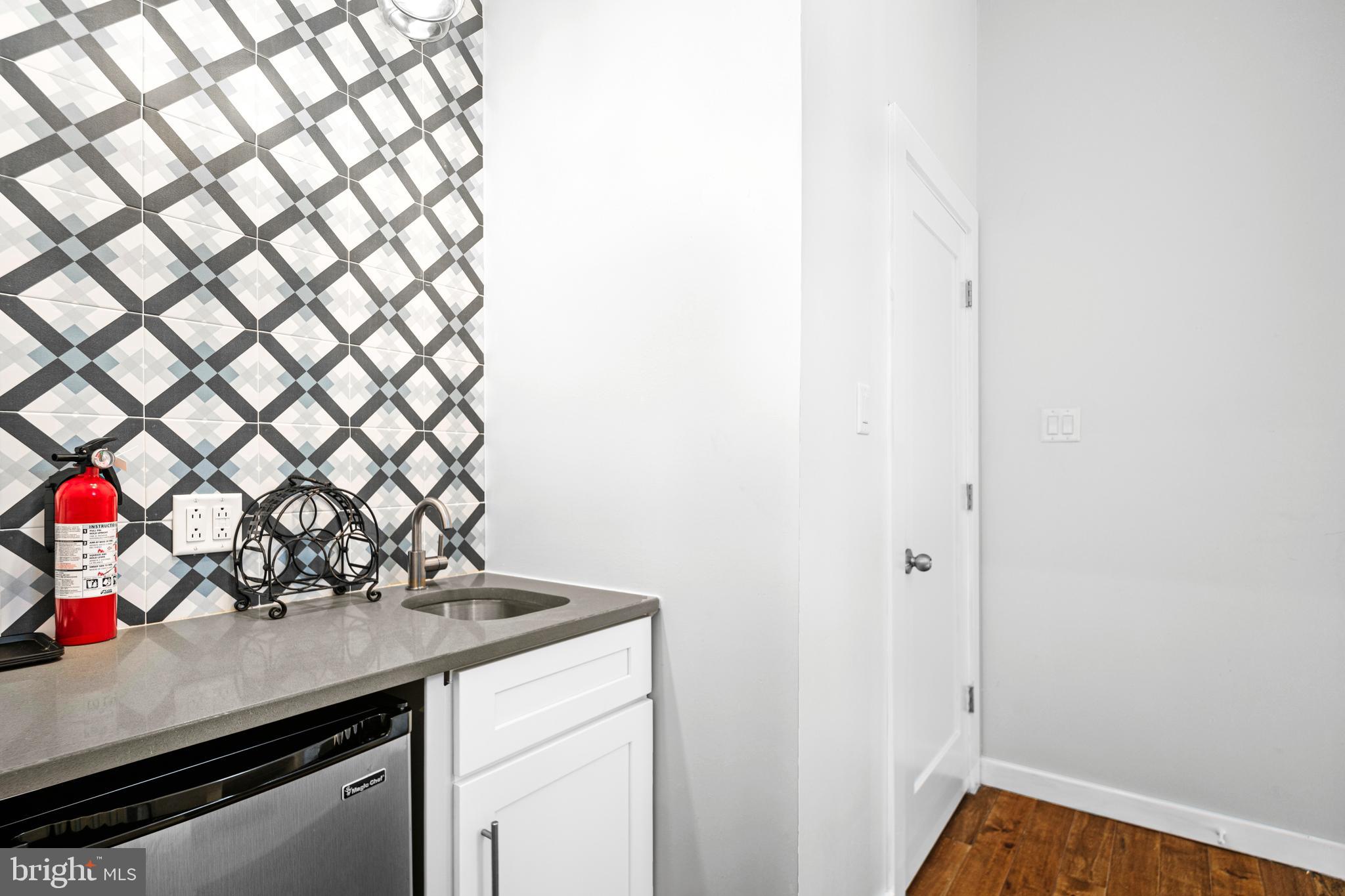 LUDLOW - Residential Lease