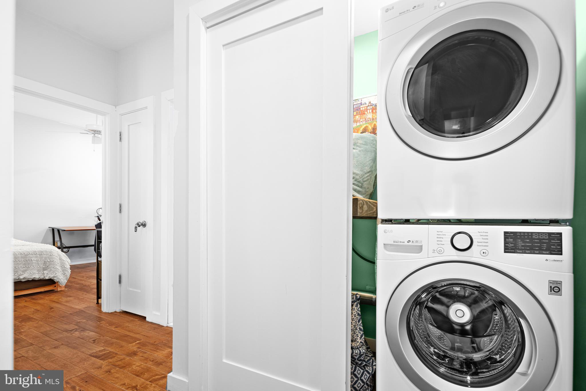 LUDLOW - Residential Lease