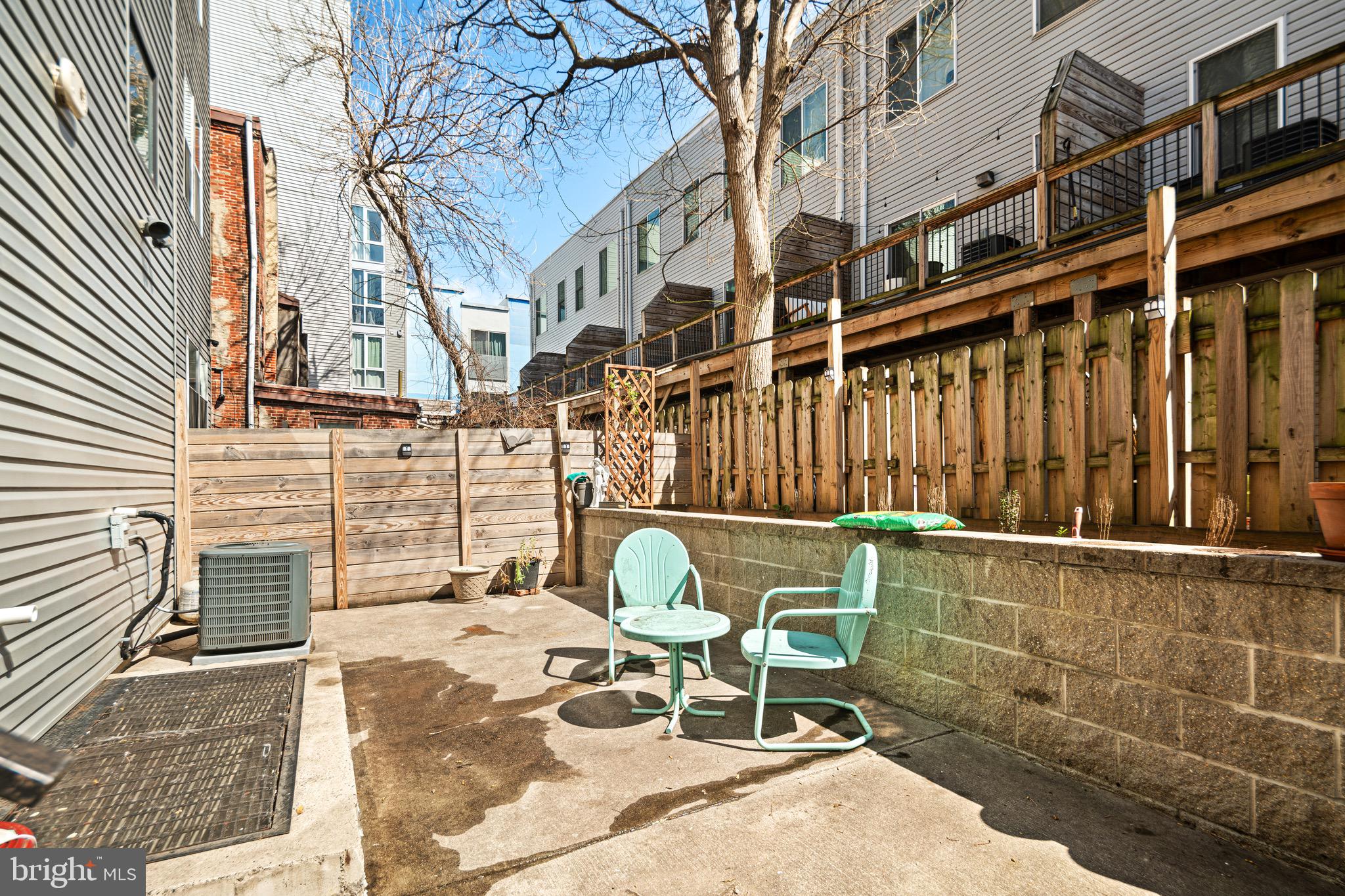 LUDLOW - Residential Lease