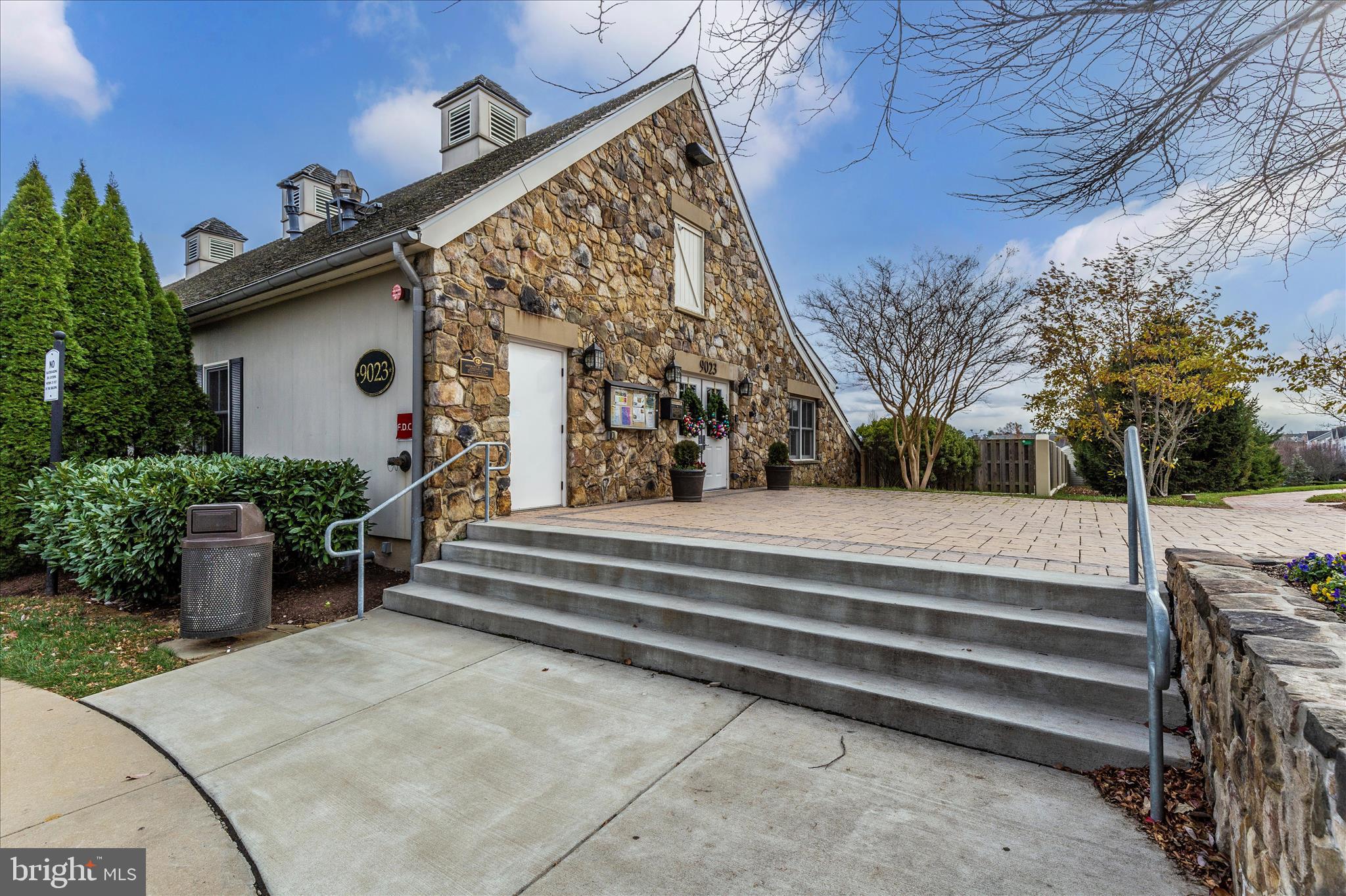 VILLAGES OF URBANA - Residential