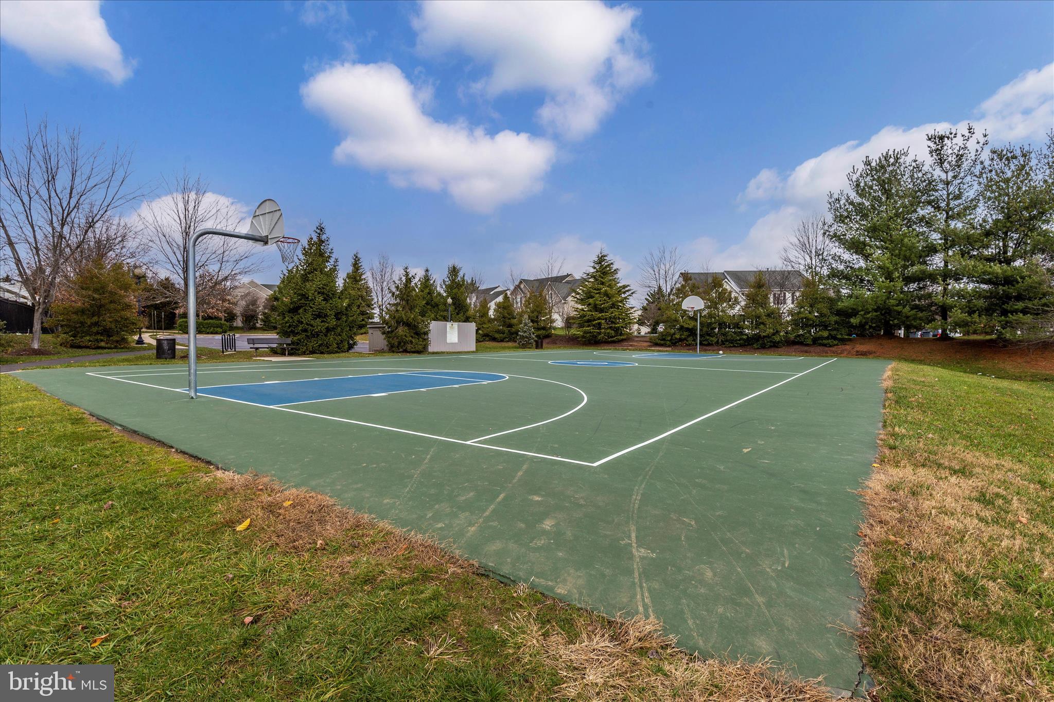 VILLAGES OF URBANA - Residential