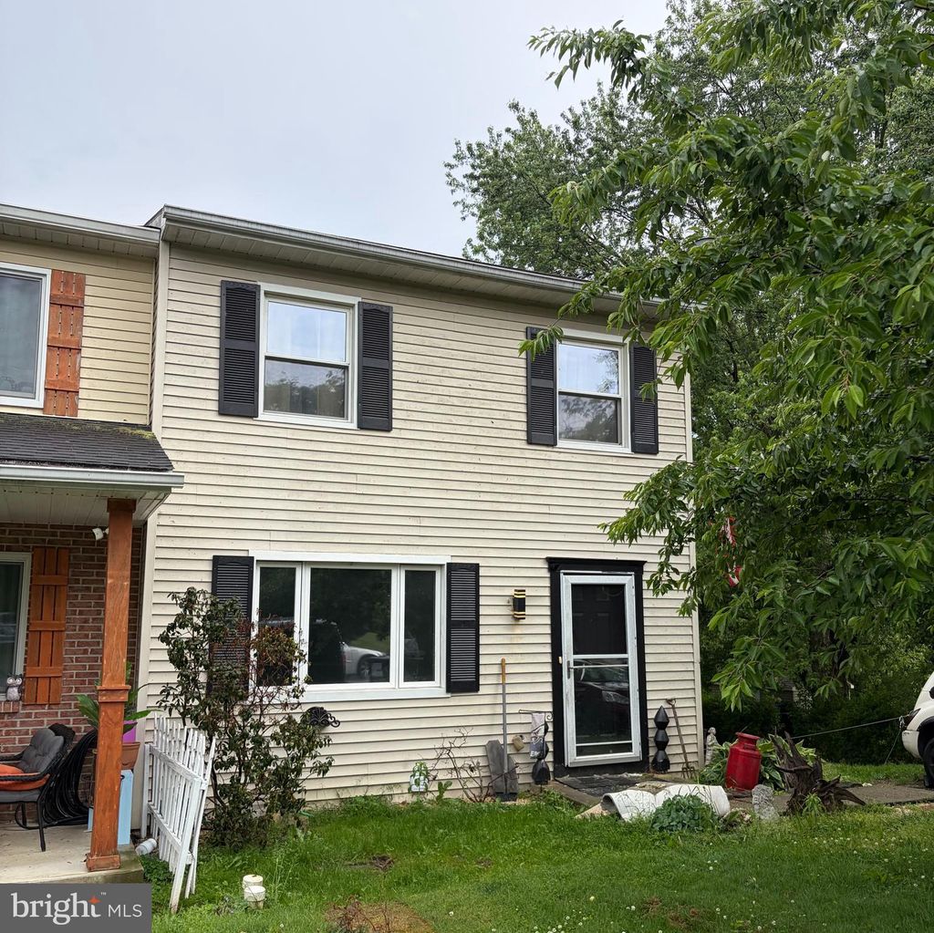 Photo of 1090 Williamsburg Road, LANCASTER, PA 17603 (MLS # PALA2088576)