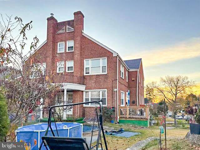 DREXEL PLAZA - Residential Income